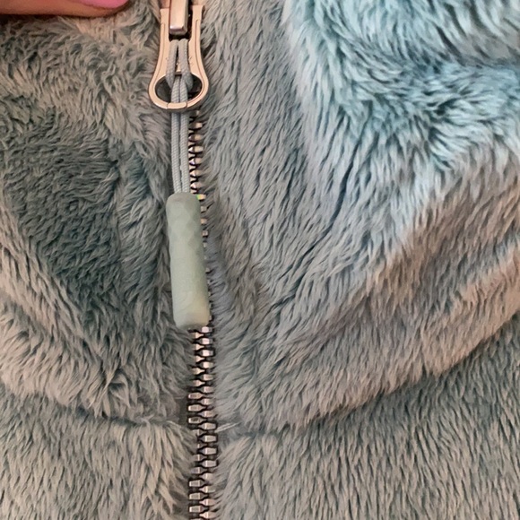 Women’s north face jacket - Picture 4 of 5